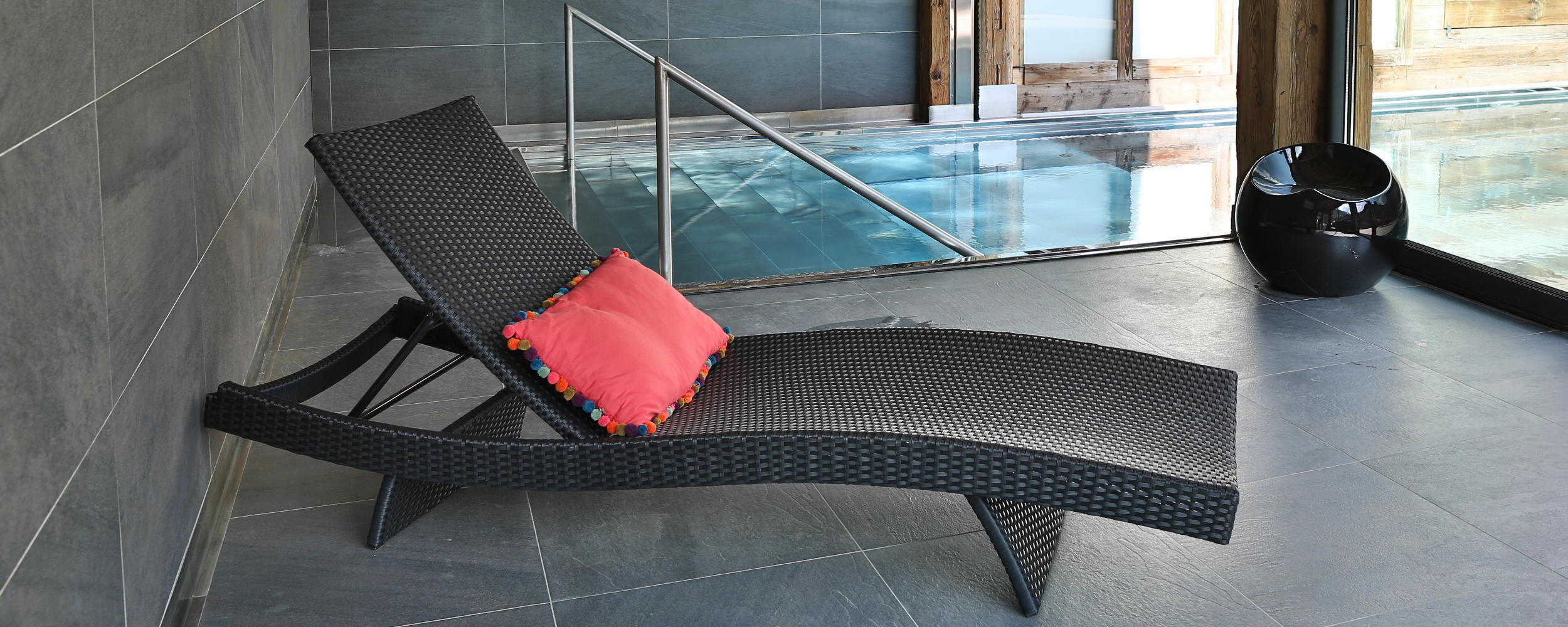 Hôtel Chamonix, Le Montana 4*,Chamonix Argentiere,piscine_int