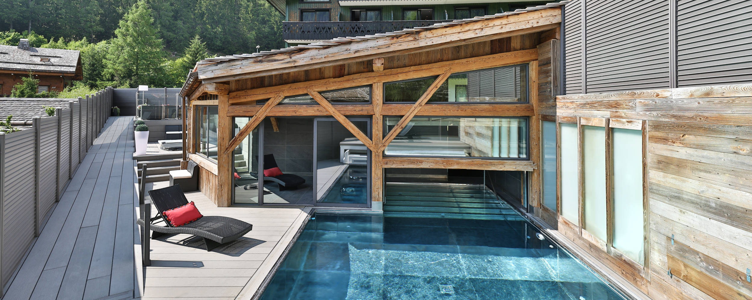 Hôtel Chamonix, Le Montana 4*,Chamonix Argentiere,piscine_pano